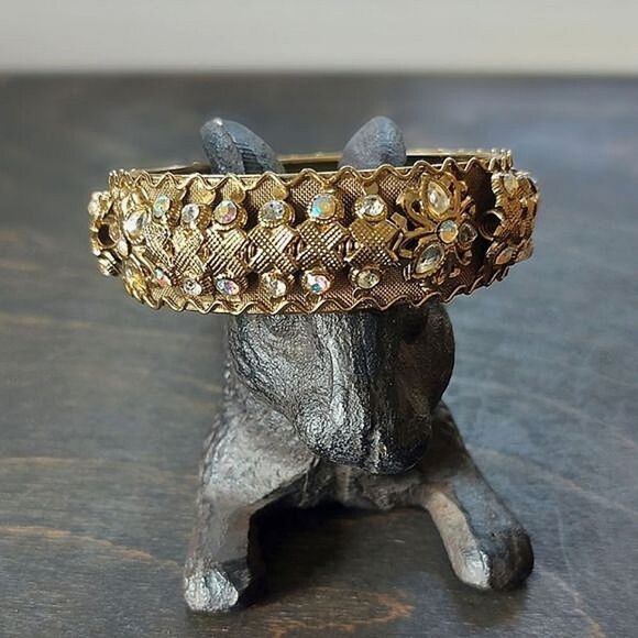 Vtg gold tone rhinestone hinged bangle - Picture 6 of 8